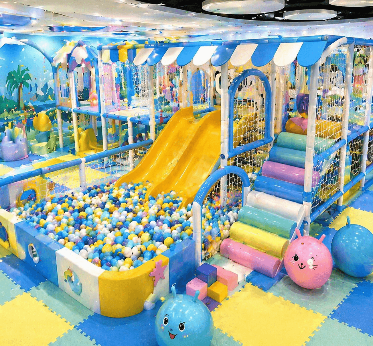 Multi- Play House ( Resturent / Home )
